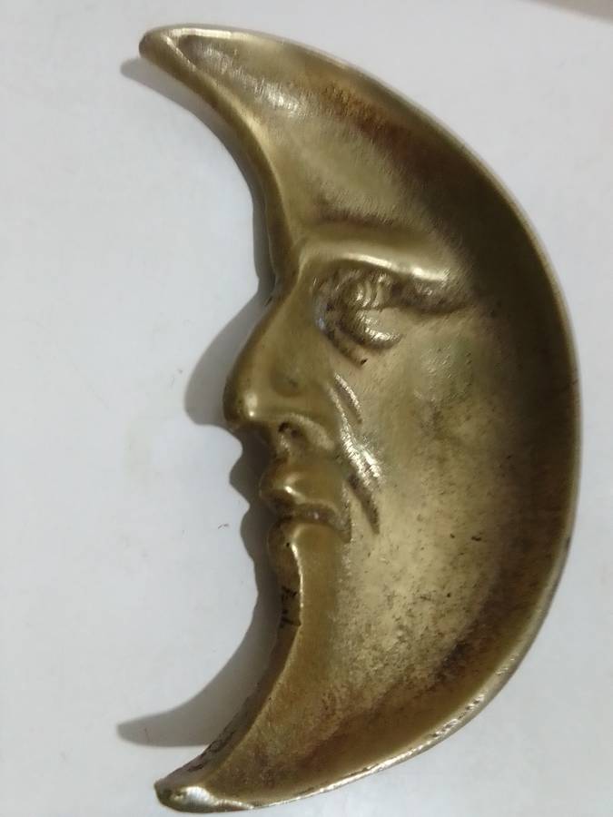 Collectible brass. A large Brass Moon Face pin tray + Rare Brass Budai Incense burner, All original