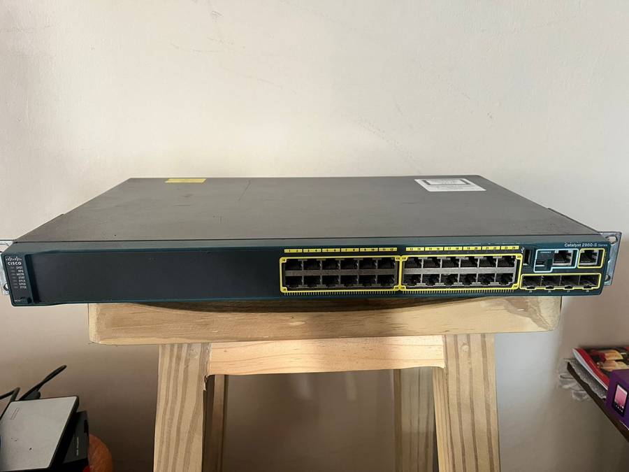Cisco 2960s 24port Managed Switch