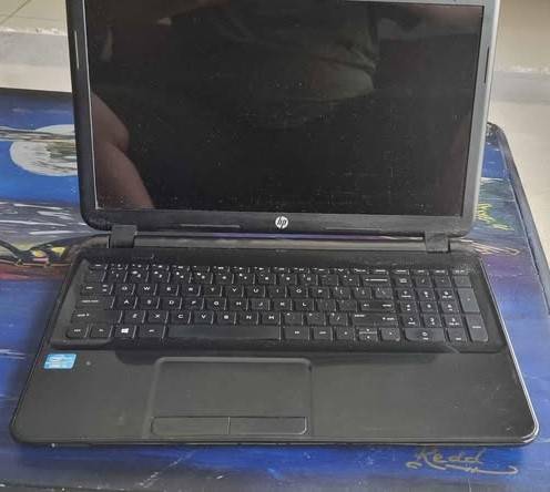 HP i3 Laptop