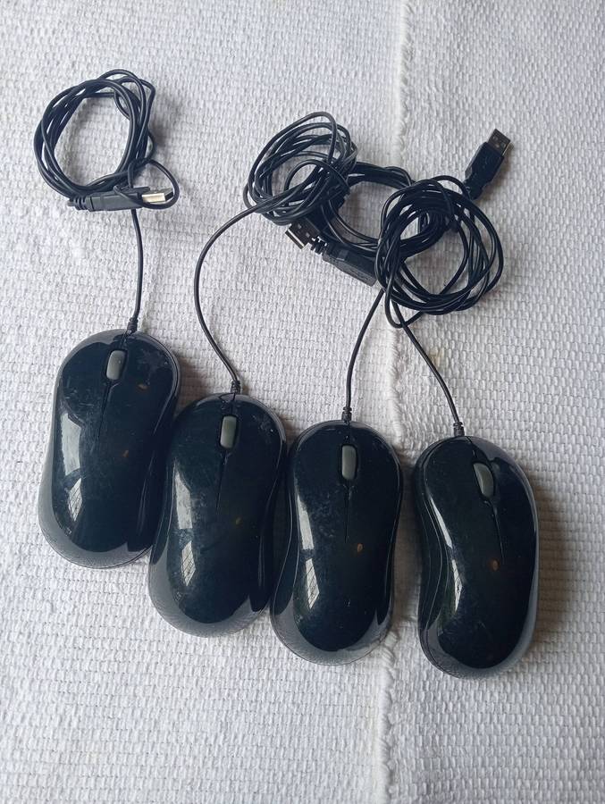 Gigabyte GM-M5050 Optical Mouse  4 Units in One Bid