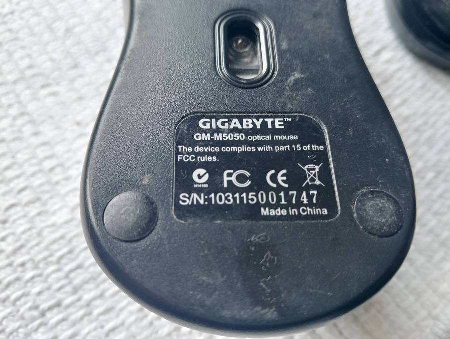 Gigabyte GM-M5050 Optical Mouse  4 Units in One Bid