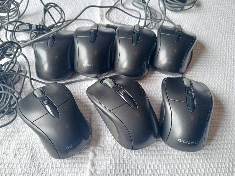 GIGABYTE GM-M7000 Optical Mouse (1 Bid for 7 units)