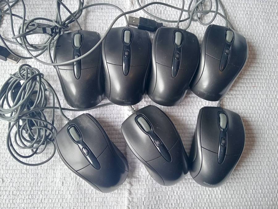GIGABYTE GM-M7000 Optical Mouse (1 Bid for 7 units)