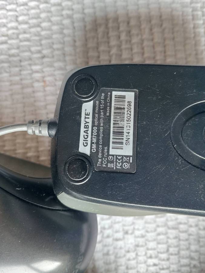 GIGABYTE GM-M7000 Optical Mouse (1 Bid for 7 units)