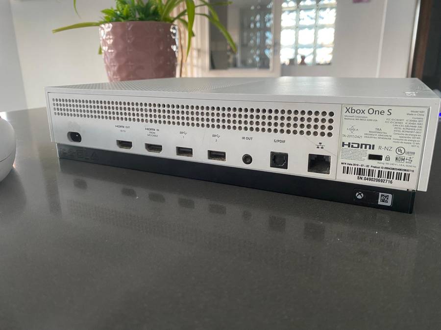 ***XBOX ONE S 781GB!!!***