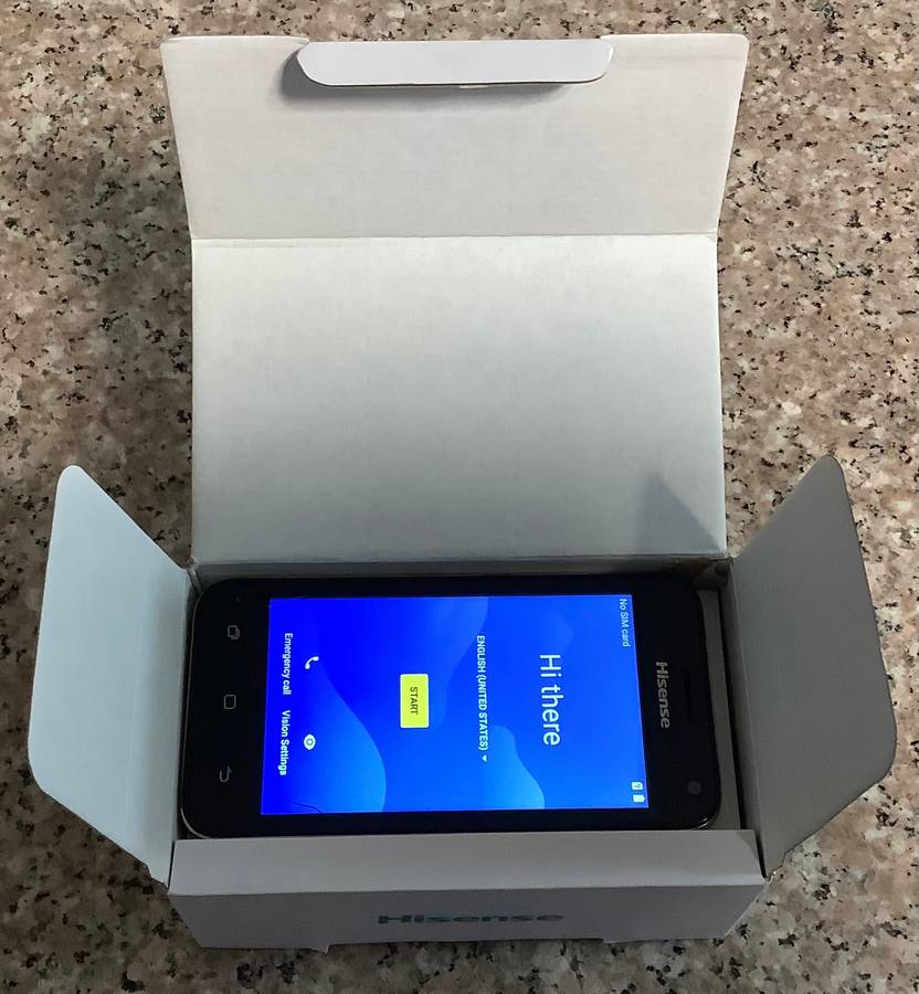 HISENSE U605 8GB VODACOM LOCKED GOLD.