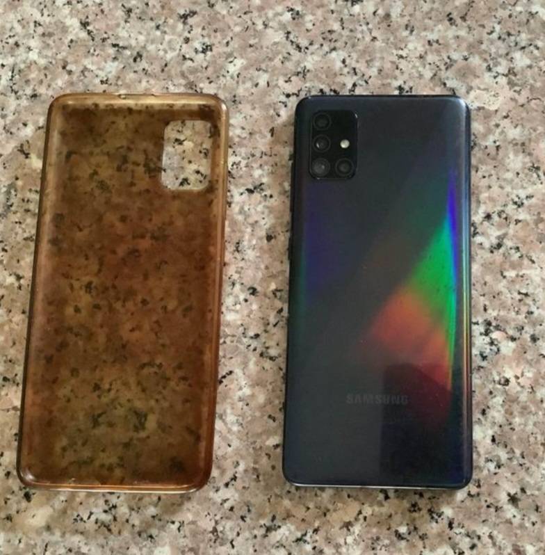 SAMSUNG GALAXY A51