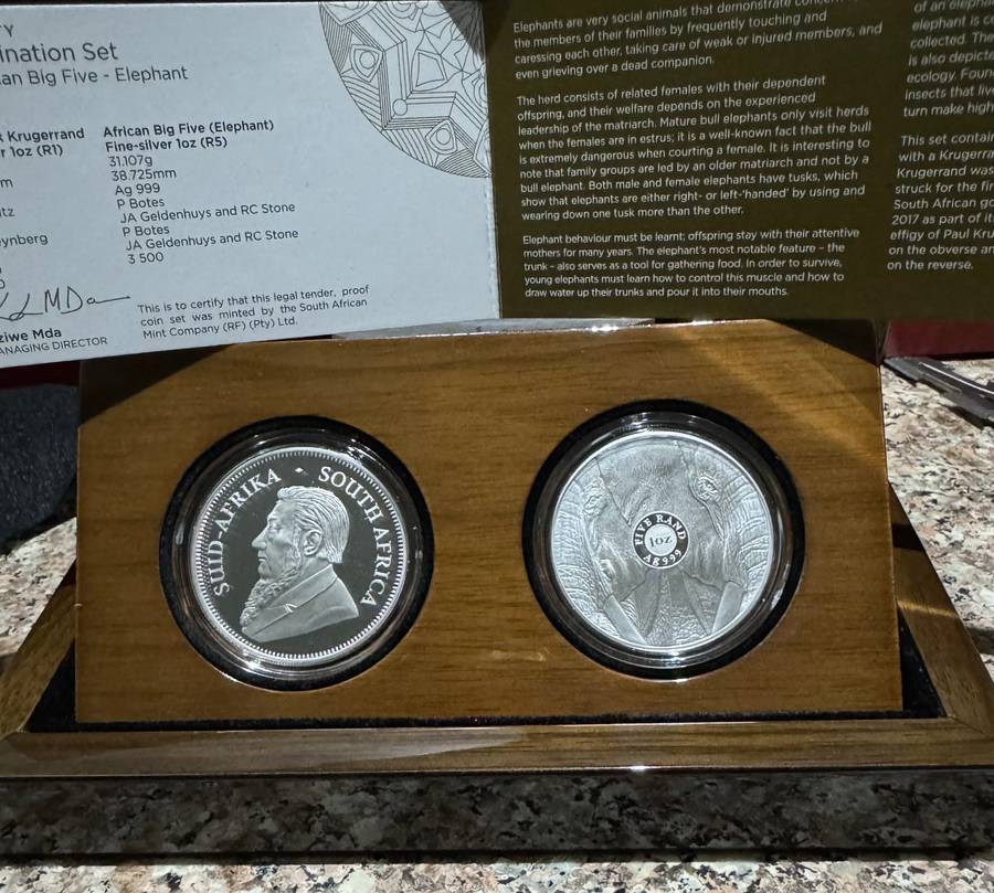 2024 KRUGERRAND PRIVY SET SERIES 3 - ELEPHANT -2 x 1oz PROOF COINS - MINT MARK - SAMINT ORIGINAL AS