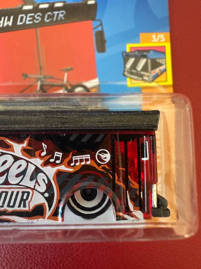 2024 Hot Wheels Ain't Fare (Treasure Hunt)