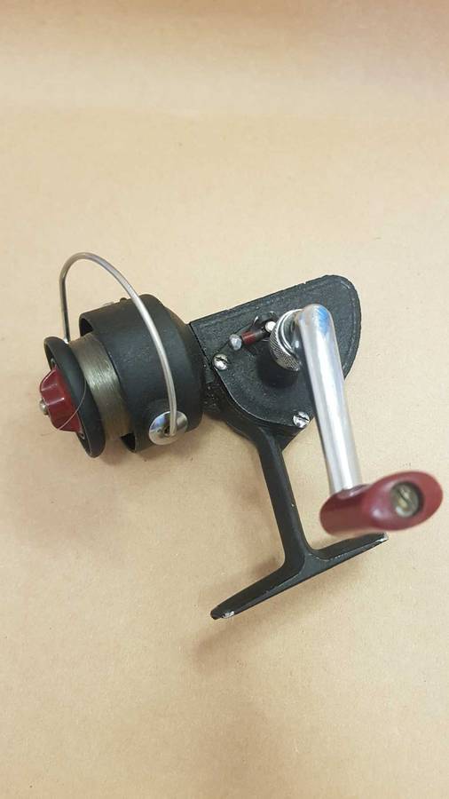 Dam 110 Spinning Reel ( vintage )