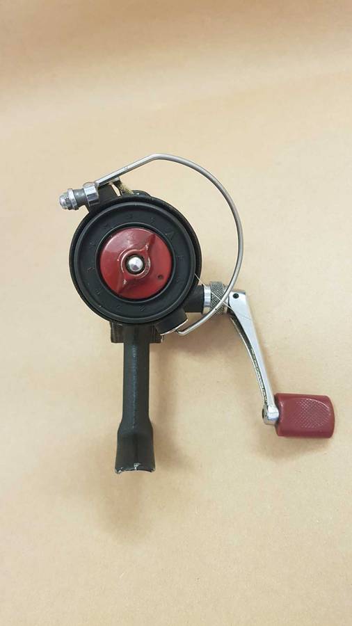 Dam 110 Spinning Reel ( vintage )
