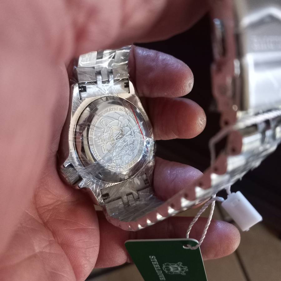 Steeldive SKX007 200m Diver-SEIKO NH35A 24 JEWELS AUTOMATIC MVT