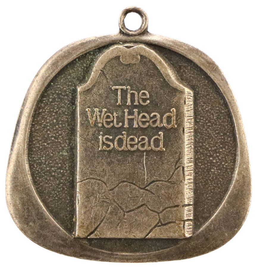 1975 Gillette The Wet Head is dead, Long live the Dry Look Hairspray Advertising Token
