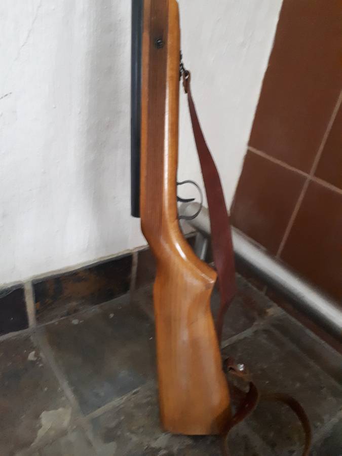 Air rifle vintage Relum supper .177 cal with sling