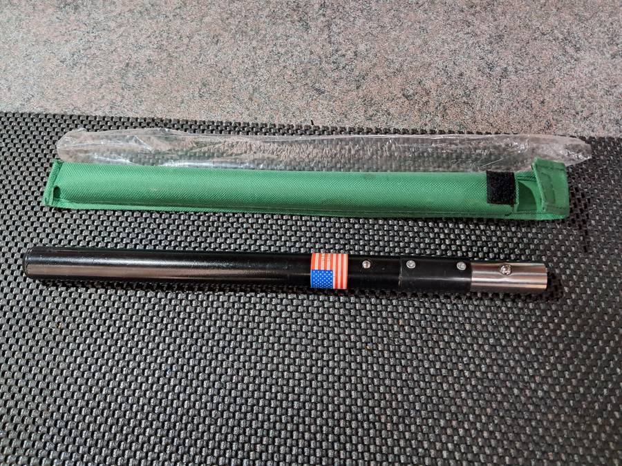 Blade baton in sheathing new