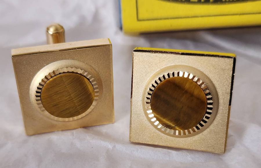 CUFFLINKS in pairs (4 sets) Tigers EYE, FRENCH COIN, VW logo and Coat of ARMS - fantastic buy!