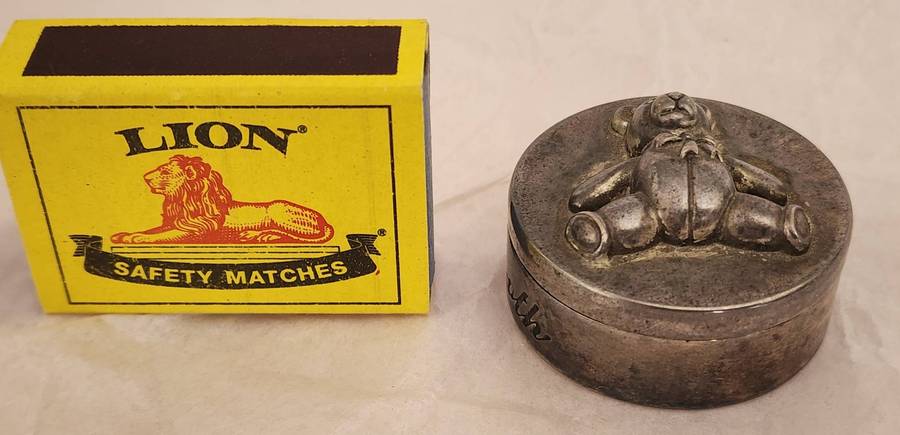 ANTIQUE Silver Round "MY FIRST TOOTH" inscribed with Teddy bear on lid- velvet lined- MAGNIFICENT !!