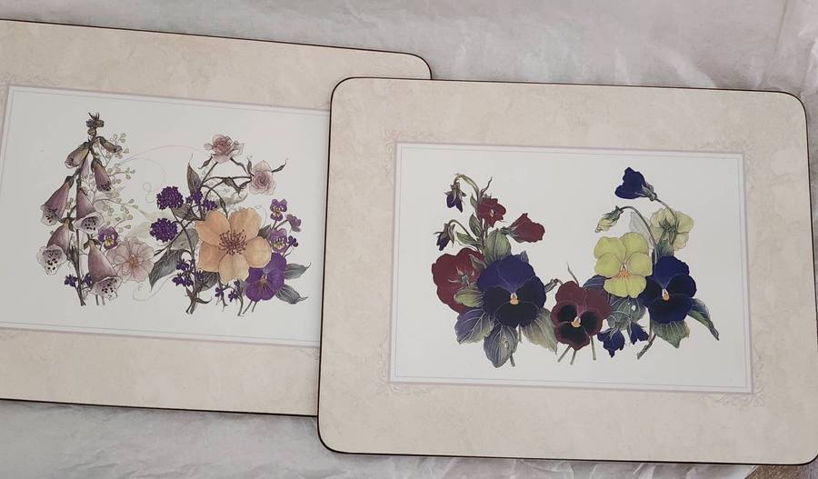 "THE VICTORIAN FLORALS" - Boxed set of 6 magnificent Flowers, PLACE MATS - gorgeous, new!!