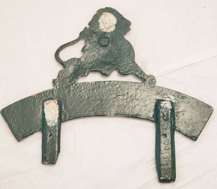 Vintage S. RHODESIA WALL Emblem SCARCE depicting gold LION- COAT OF ARMS on green !! SUPERB