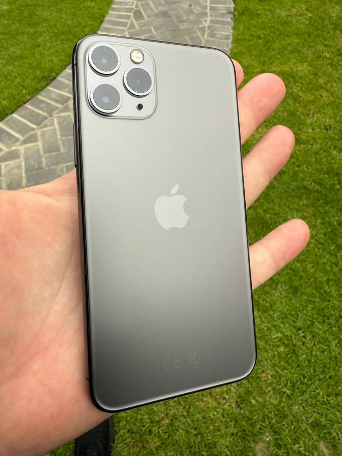 Apple iPhoine 11 Pro 64GB Space Grey (Immaculate cosmetic condition) MWC22AA/A