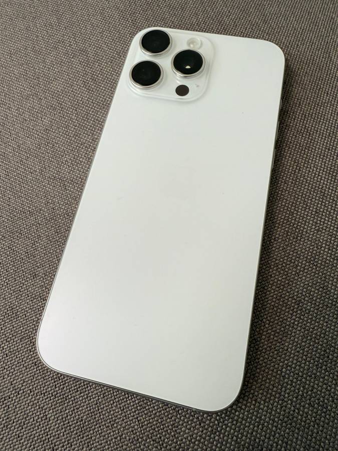 Apple iPhone 16 Pro Max  White, 256GB (Complete with Box & Accessories)