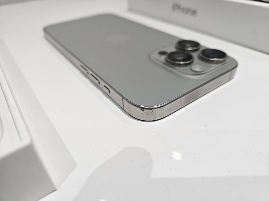 Apple iPhone 15 Pro Max 512GB - Natural Titanium
