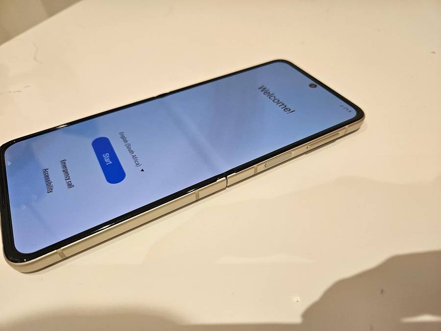 Samsung Galaxy Z Flip 3 5G 256GB Cream