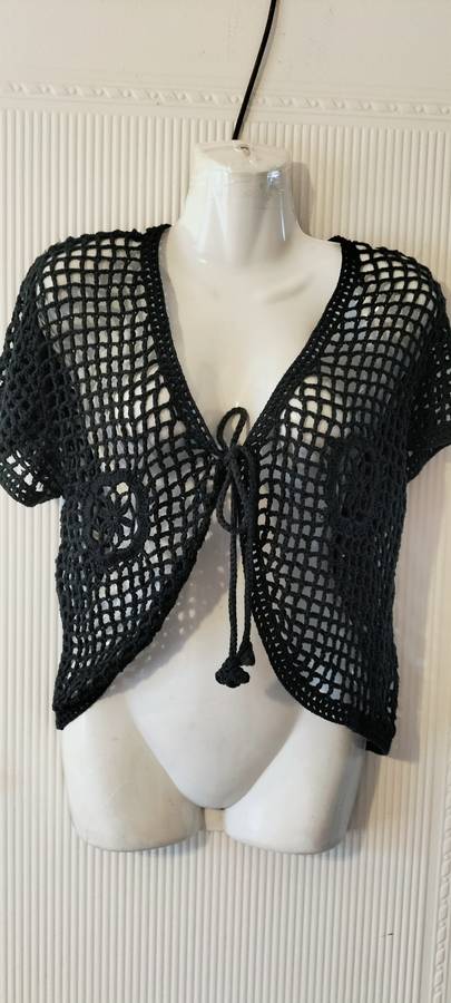 Superb Ladies Short Sleeve Top - No Name - Size S/M  (Nr3)