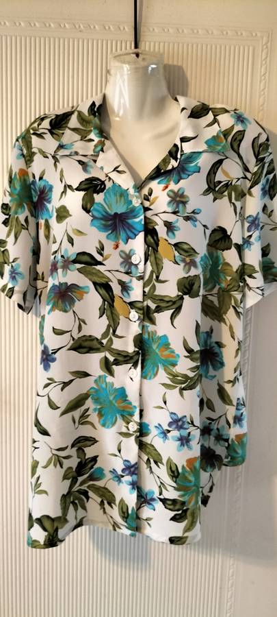 Quality Ladies Short Sleeve Shirt - Medium - No Name (Nr3)