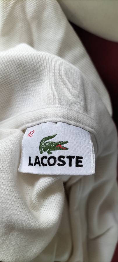 SUPERB Genuine Designer Lacoste Ladies Short Sleeve Top (Nr19). 42
