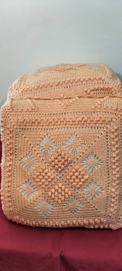 Set of 4 Absolutely Magnificent Vintage Crochet Cushion Covers with Inners