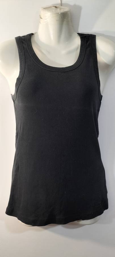 A Beautiful Inwear Ladies Sleeveless Top. (Nr15) 38