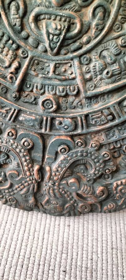 A Magnificent Aztec Theme Green and Gold Cement Aged Look Wall Hanging (nr4)