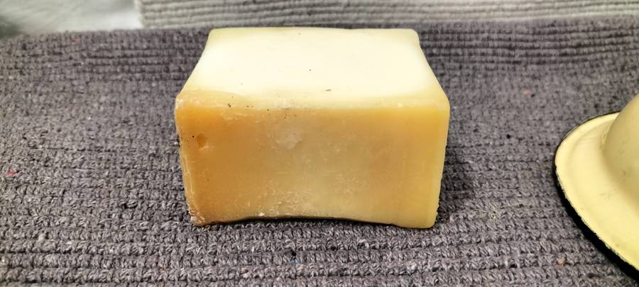 Stunning Small Enamel Soap Holder With a Genuine Unused Old 200 grams "Boerseep"