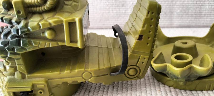 A Genuine Rare 1983 Mattel He-Man Masters of the Universe Motu Dragon Walker.