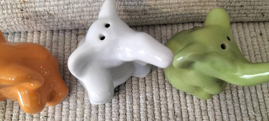 A Beautiful Set of 4 Glazed Ceramic Elephant Salt Shakers with Stoppers