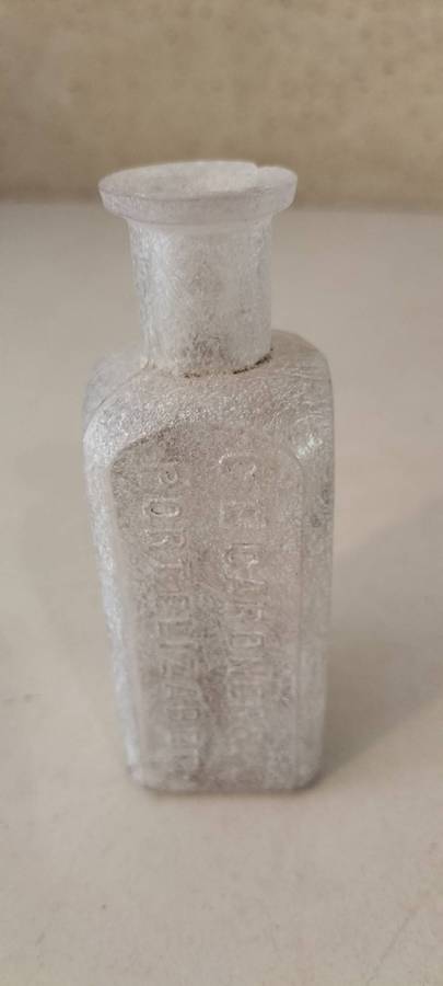 Early 1900 CE Gardner & Co Port Elizabeth Chemist Bottle