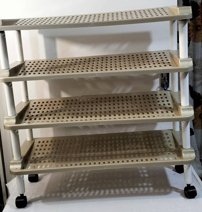 4 Tier Plastic Storage Unit on Wheels