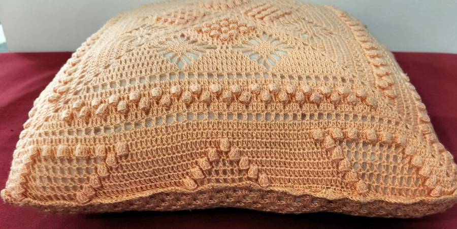 Set of 4 Absolutely Magnificent Vintage Crochet Cushion Covers with Inners