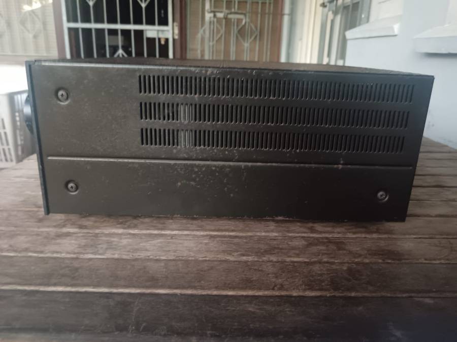 Technics SU-V8 Stereo Integrated Amp