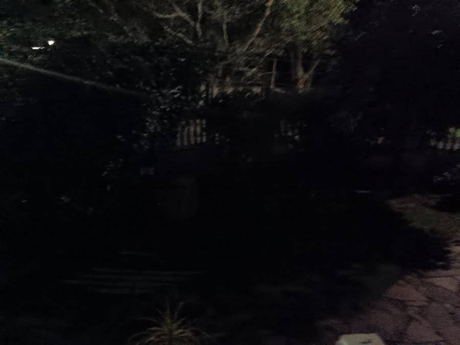 HUGE FIVESTAR 1000W Solar LED Flood Light with 4 ligthing Modes