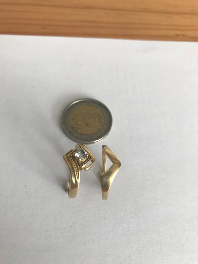 Solid 9ct Gold Twinset Rings - 5.18 grams
