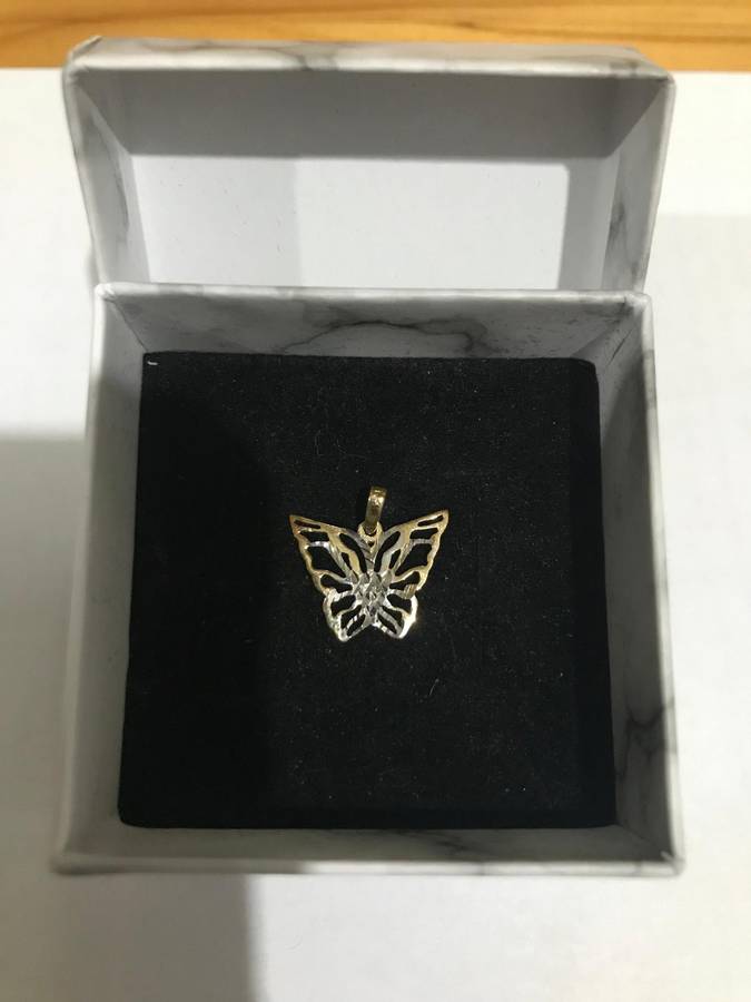 Solid 9ct Gold Butterfly Pendant