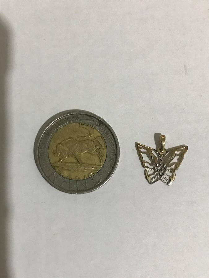 Solid 9ct Gold Butterfly Pendant