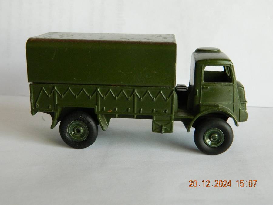 DINKY TOYS  -  623  -  ARMY COVERED WAGON