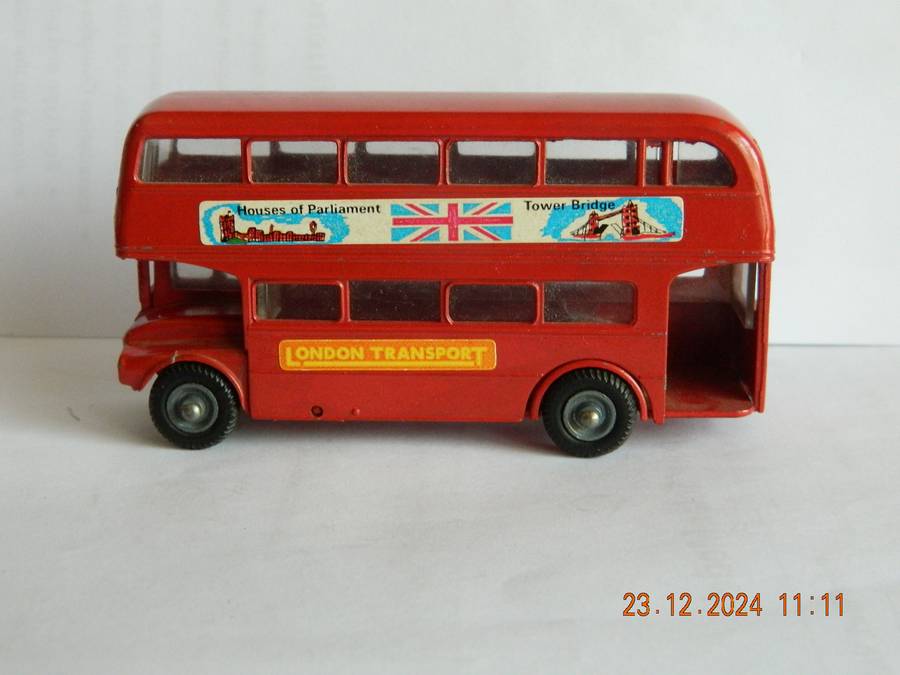 BUDGIE TOYS  -   -  A.E.C  - 'ROUTEMASTER'  -  64 SEATER BUS