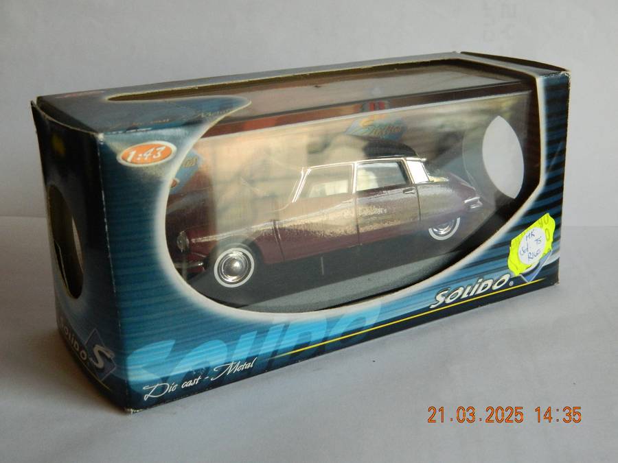 SOLIDO   -   4562  -     CITROEN  DS  -  1956