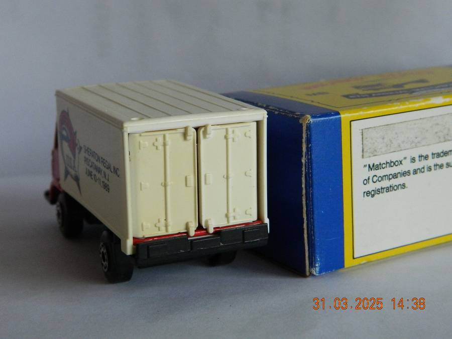 MATCHBOX  -  72  -  DODGE COMMANDO  -  U.S.A. SPECIAL EDITION