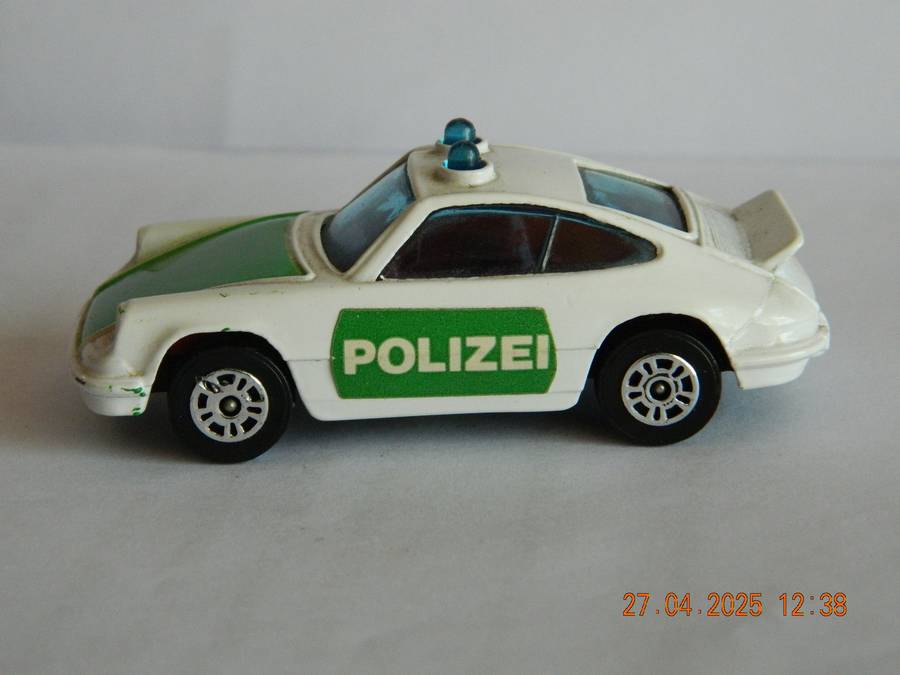 CORGI JUNIOR   -    -   PORSCHE CARRERA