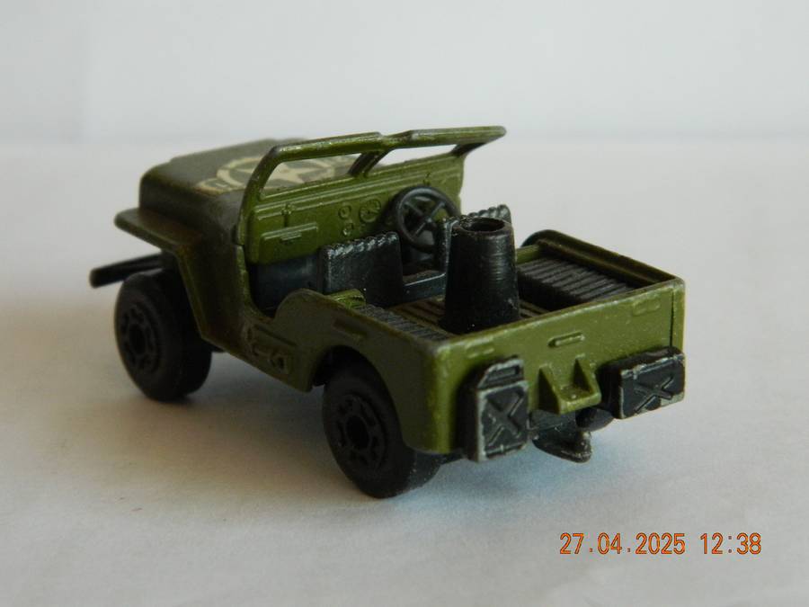 MATCHBOX SUPERFAST   -  11  -   SLEET - N - SNOW